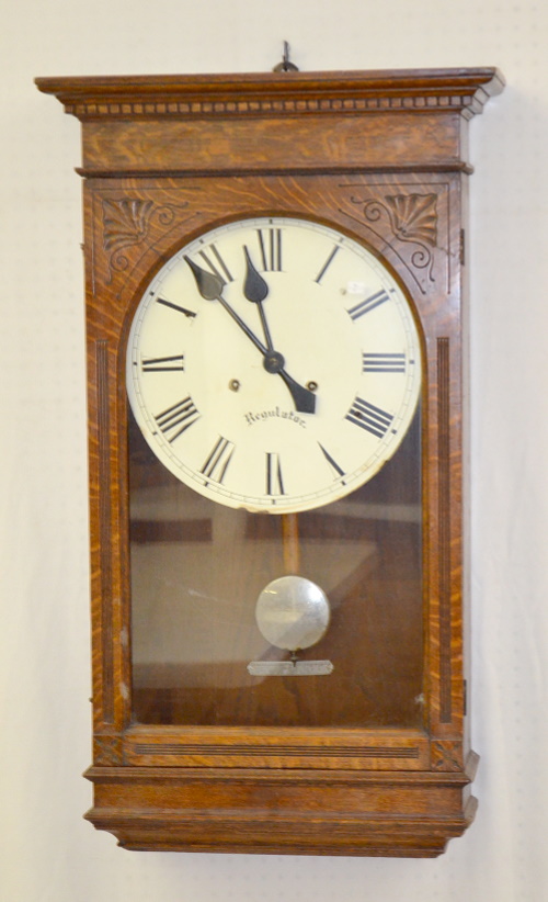 Antique Seth Thomas Oak Wall Regulator Clock with 16″ Dial