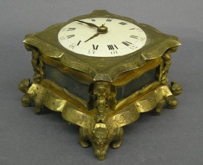 Bronze table clock