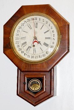 Waterbury Short Drop Calendar Clock