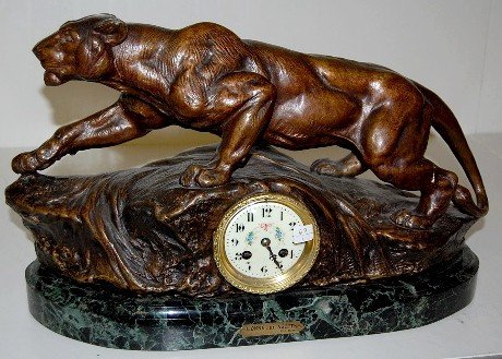 Lion Lionne Aux Aguets Statue Clock w/Marble Base