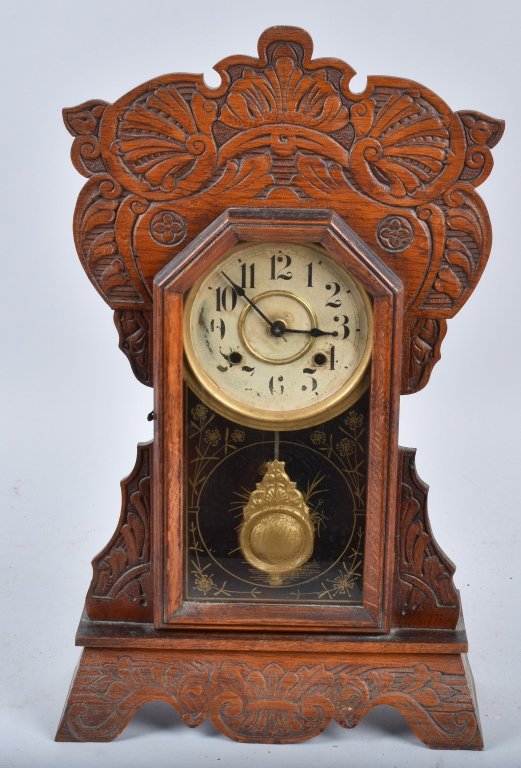 ANTIQUE NEW HAVEN OAK KITCHEN CLOCK