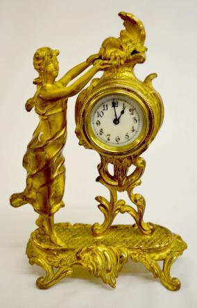 New Haven Minot Lady Novelty Clock