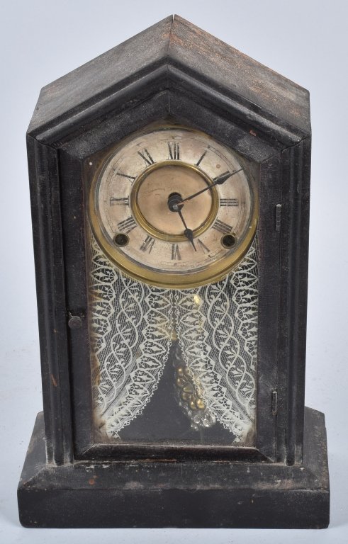 ANTIQUE SHELF CLOCK