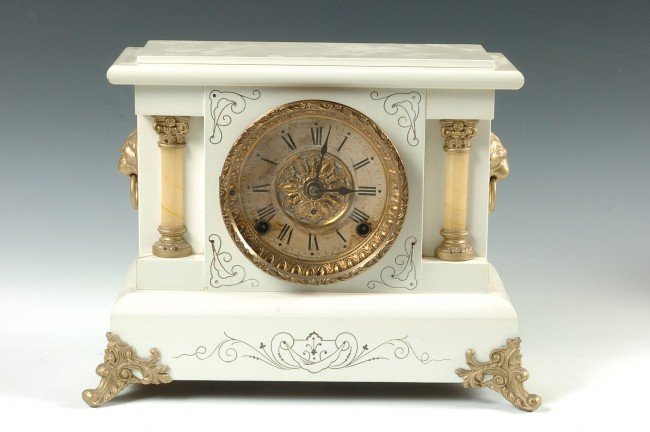 A SETH THOMAS ‘BEULAH’ MANTEL CLOCK