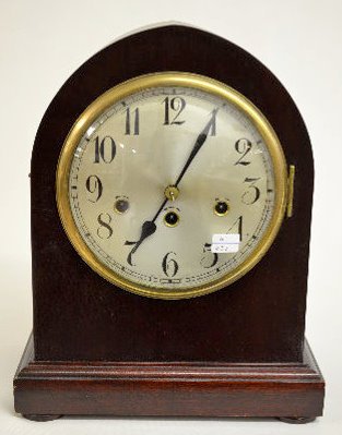 Junghans WMC Chiming Mahogany Shelf Clock