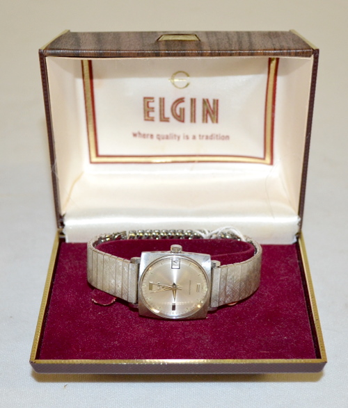 Elgin 17J Galaxie Man’s Wrist Watch in Original Box