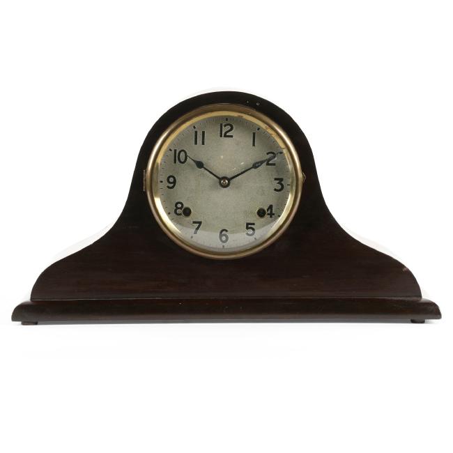 Pequegnat “Beauty” Shelf Clock