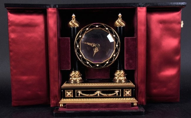 A FABERGE MYSTERY CLOCK BY THE FRANKLIN MINT, 1988.