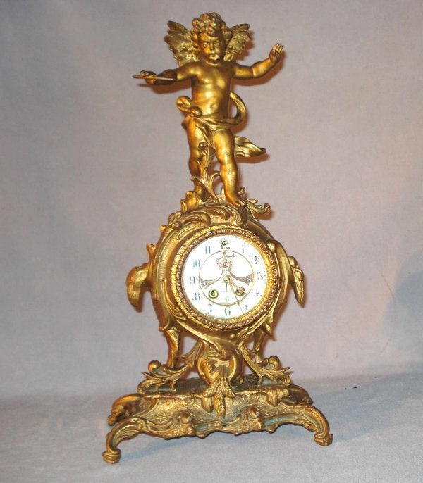 Gilbert Statue Clock