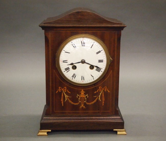 French mantle clock