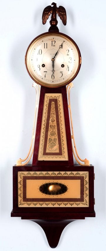 AN EARLY 20TH CENTURY SETH THOMAS BANJO CLOCK