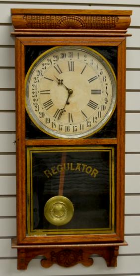 Oak Calendar Store Regulator. T/O, unsgiend 12″ paper
