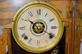 Seth Thomas Oak “The Giants No. 2” Kitchen Clock. T&S