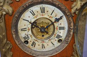 Antique Kroeber “Maine” Cabinet Clock. Golden Oak Case