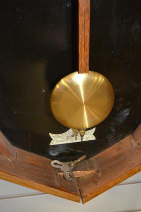 Waterbury Oak “Heron”  Regulator. T/O, unsigned 12″