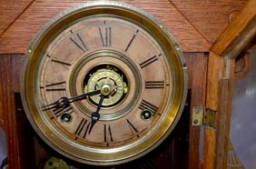 Antique Sessions Oak Kitchen Clock, F-32. T & S with