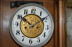 Oak 2 Weight Box Regulator. T&S, 6 1/2″ porcelain