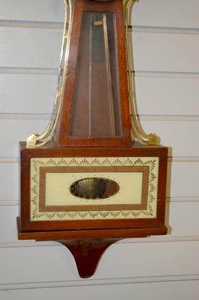Antique Seth Thomas Banjo Clock. Mahogany case, good