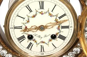 Alabaster Lyre Mantle Clock