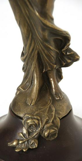 Junghans Figural Swinger Mystery Clock