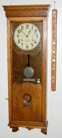 I.T.R. London Time Clock w/Keys