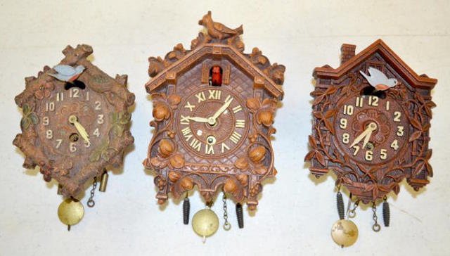 3 Lux Animated Birds Pendulette Clocks