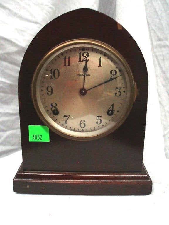 Ingraham Bee Hive Mantel Clock