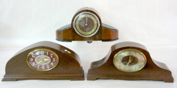 3 Electric Wood Mantle Clocks