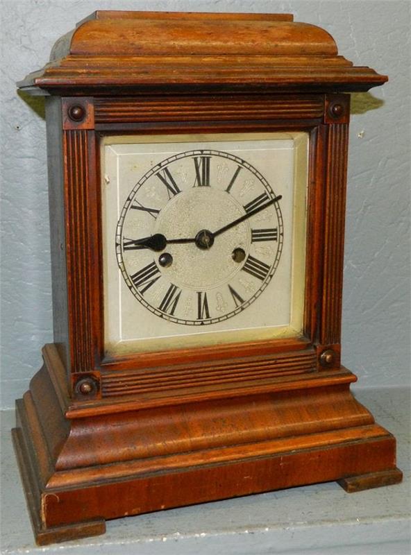 German walnut shelf clock .14″ X 11″.