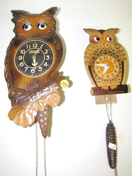 2 Wood Owls Cuckoo Clocks
