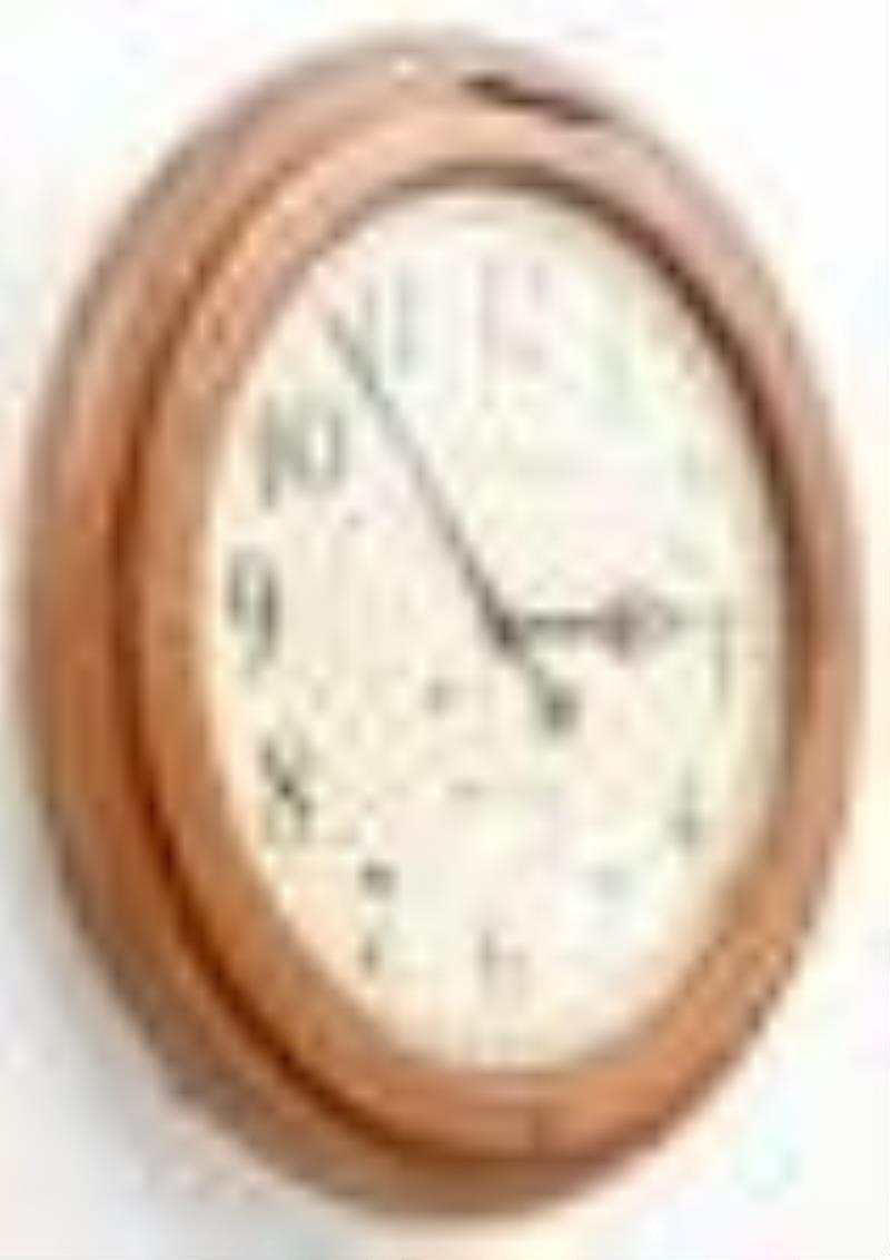 Seth Thomas "Arcade No. 1" 30-Day Oak Gallery Clock