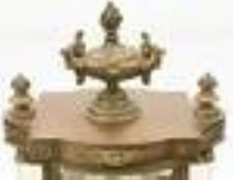 Reproduction Crystal Regulator Clock