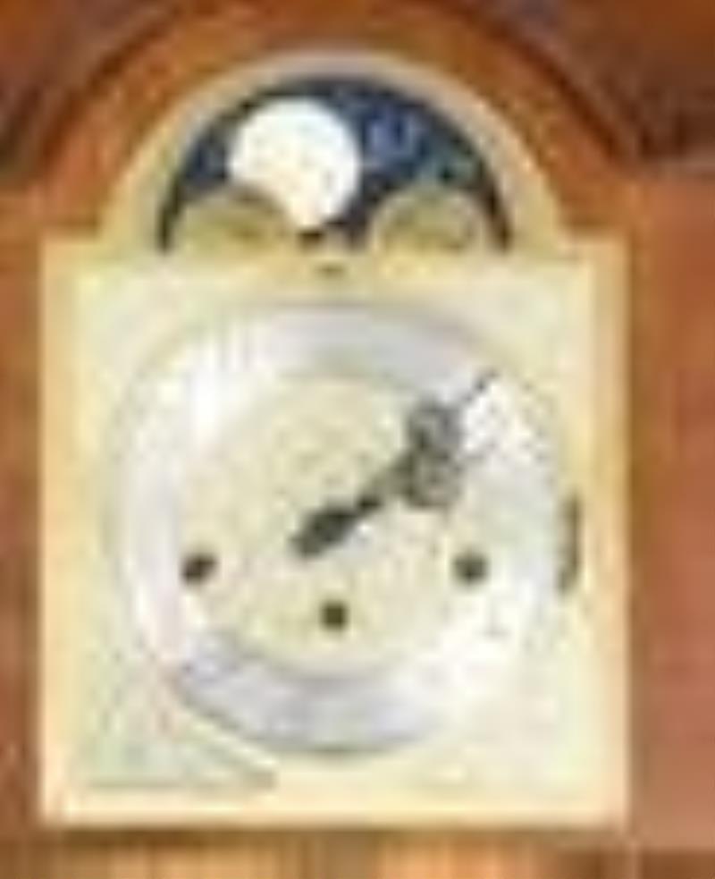 Chippendale S.A., Sligh Regulator Clock