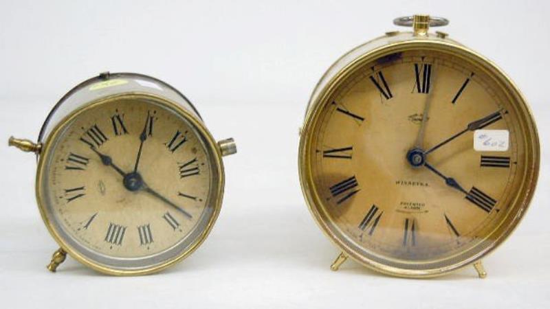 2 Parker Metal Case Barrel Alarm Clocks