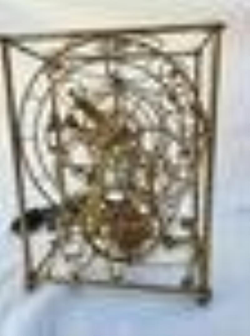 Kinetic man clock