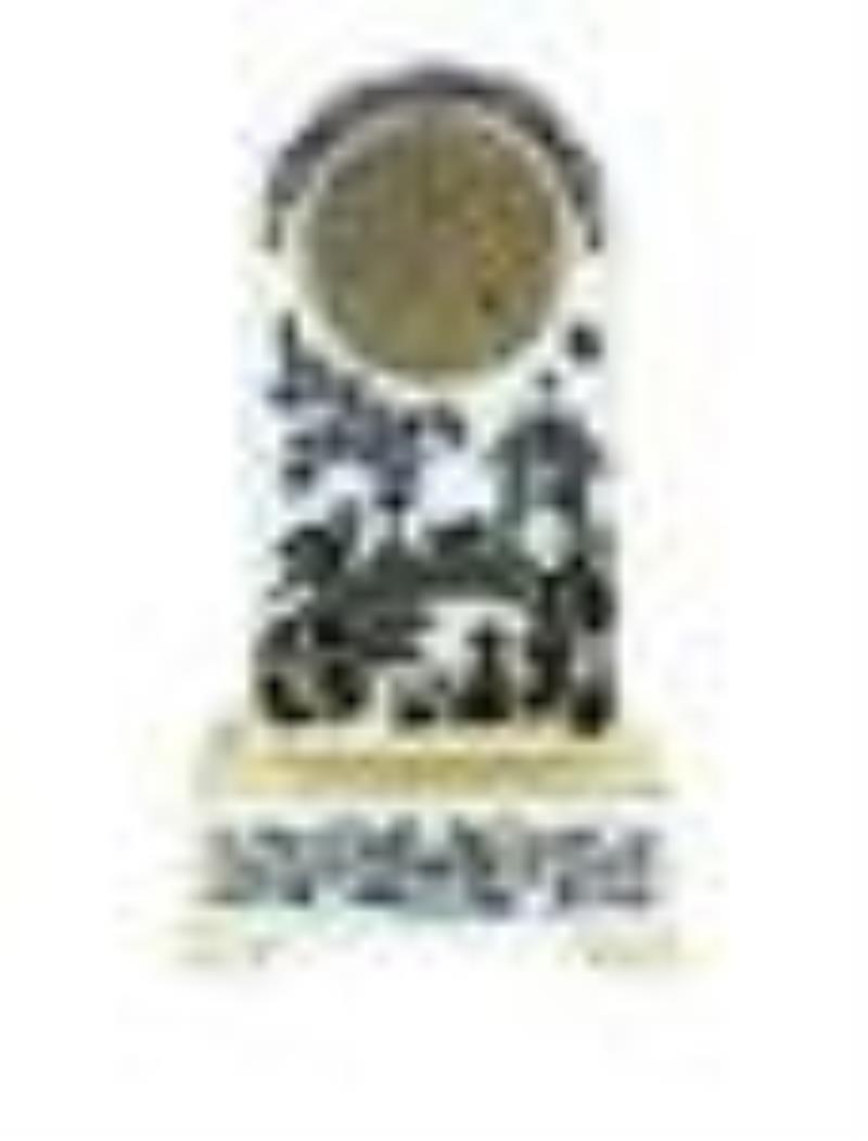 French "Milestone"-Form Paris Porcelain Clock