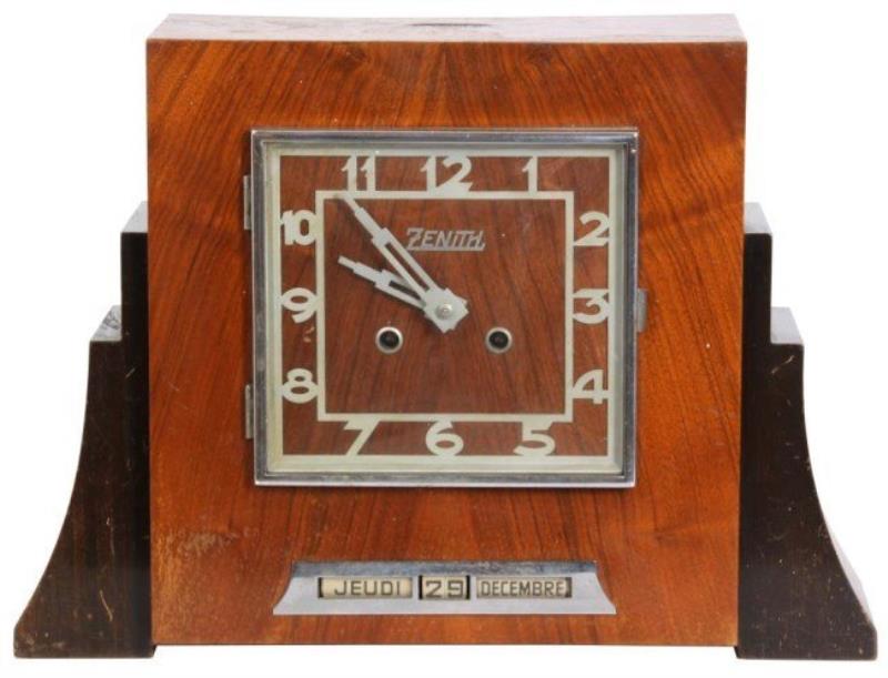 Zenith Coin Operated Calendar Clock