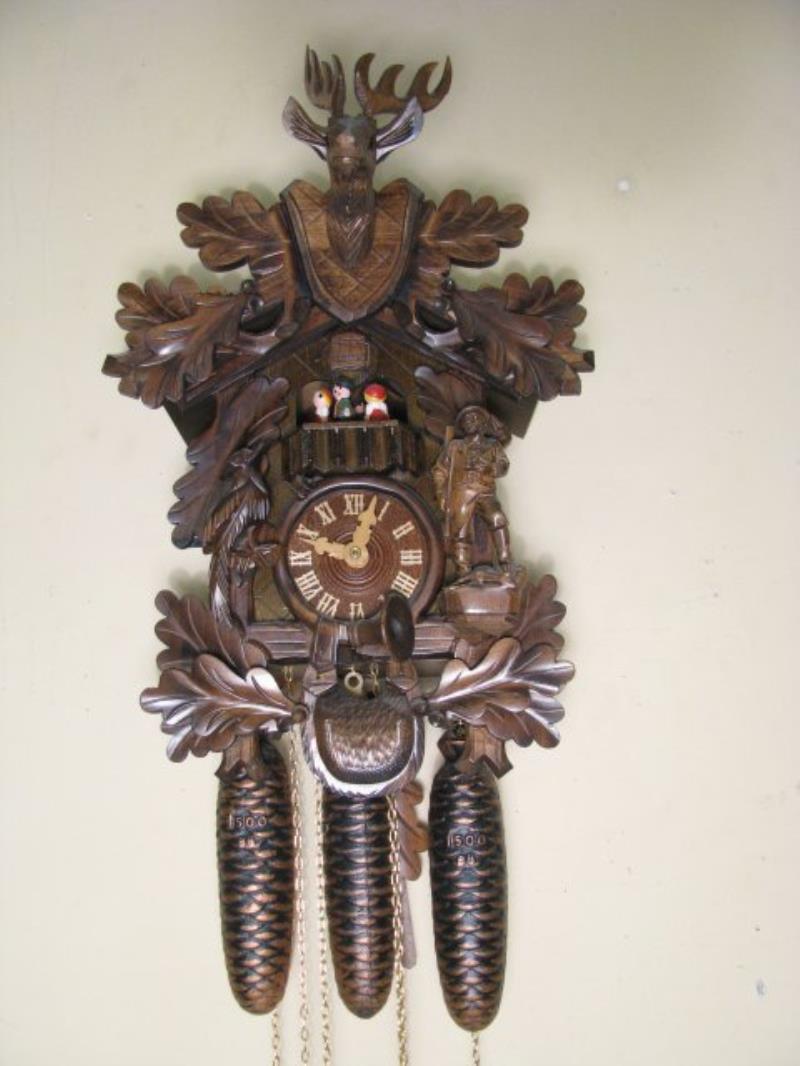 BLACK FOREST GERMAN CUCKOO CLOCK