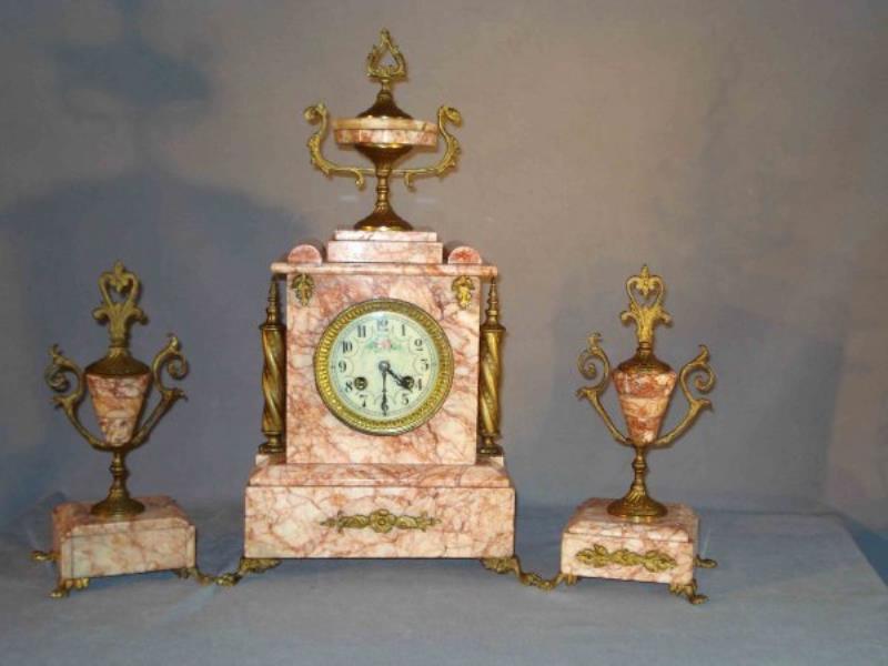 Garniture Clock Set