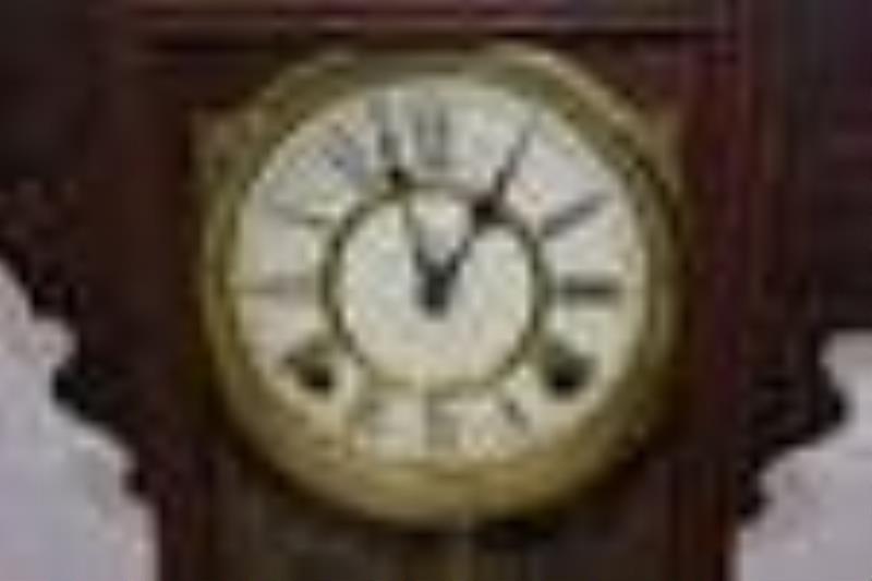 Waterbury Gingerbread or Shelf Clock