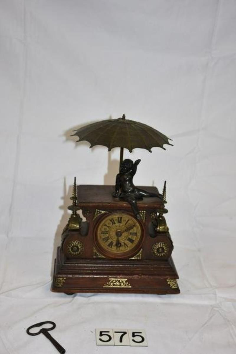 Lenzkirsch German Shelf Clock