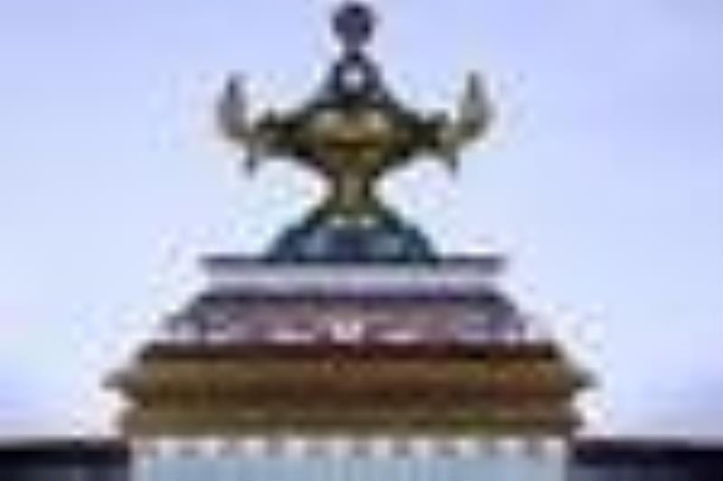 Qing Dynasty Bronze Cloisonne Mechanical clock Price Guide