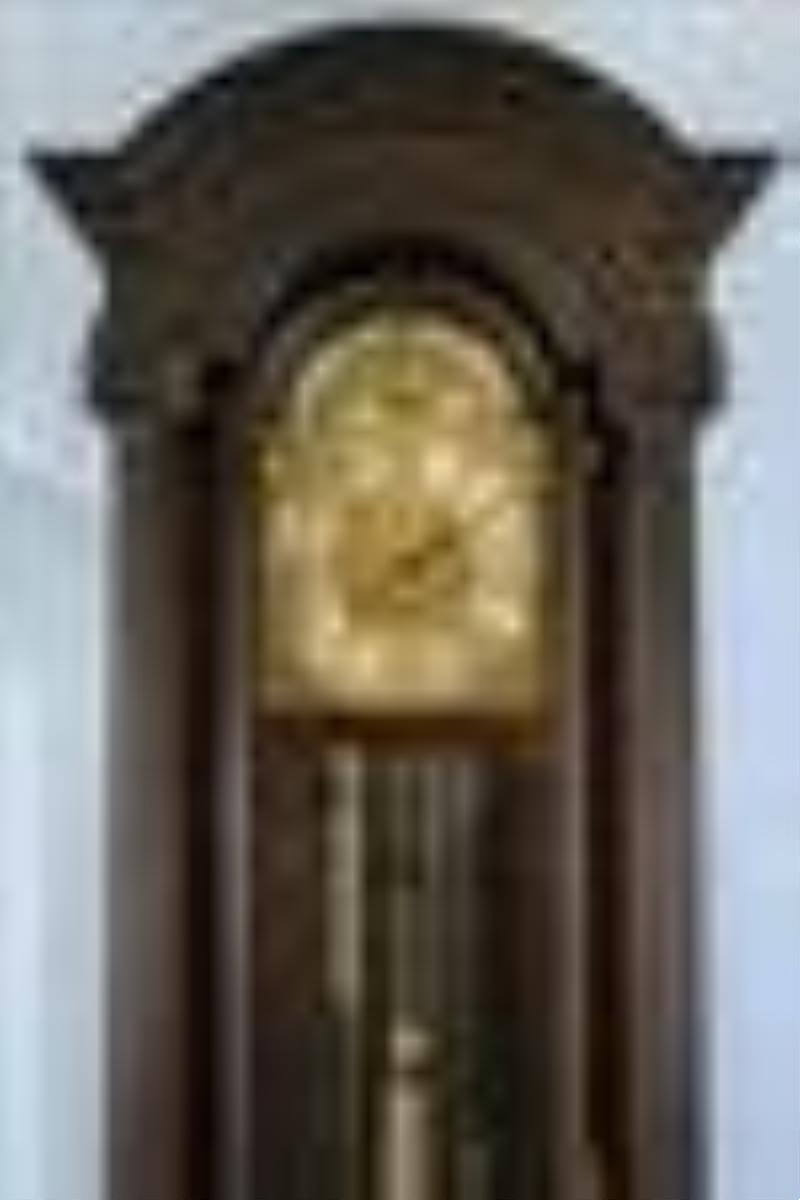 Mahogany grandfather clock with reeded column front
