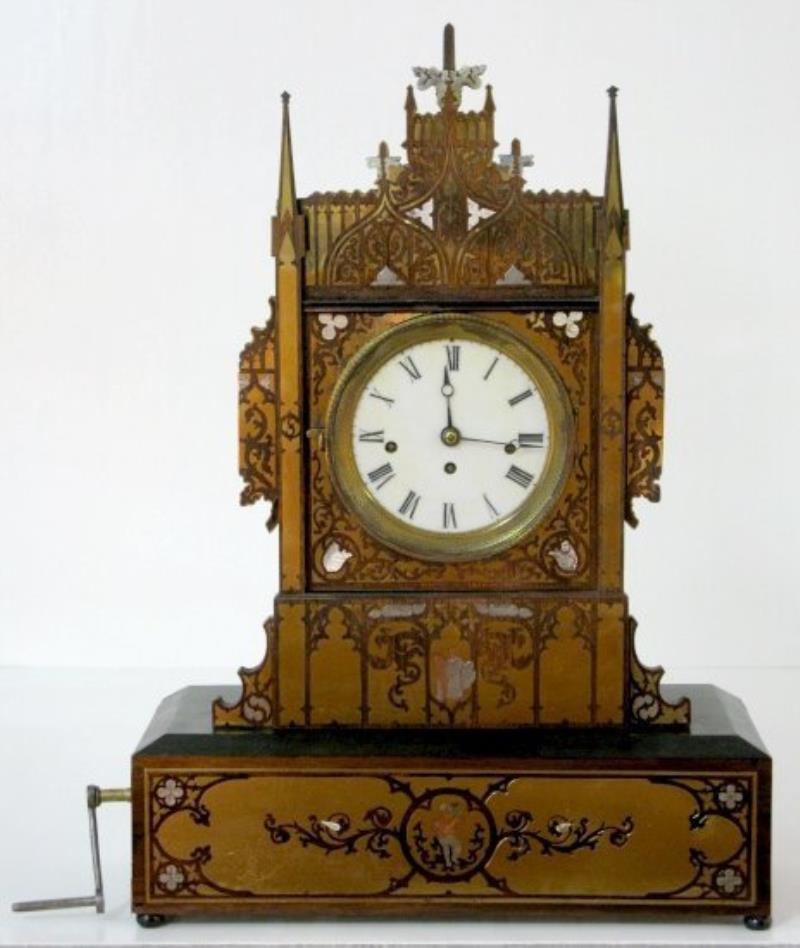 Musical Clock w/Silk String Suspension