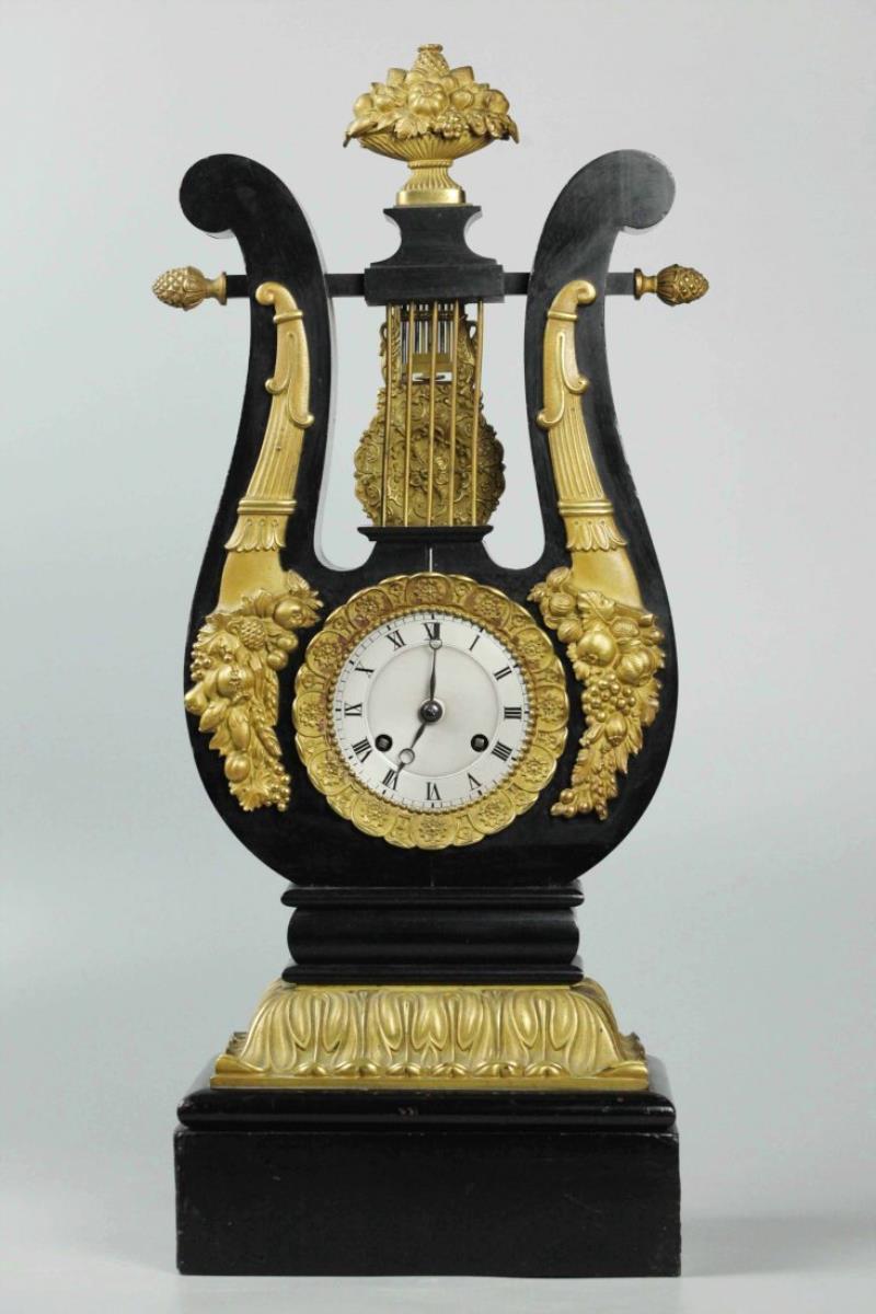 1840 French Lyre Clock