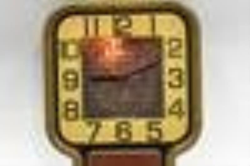 Vintage Dr. Pepper Lighted Motion Adv Clock
