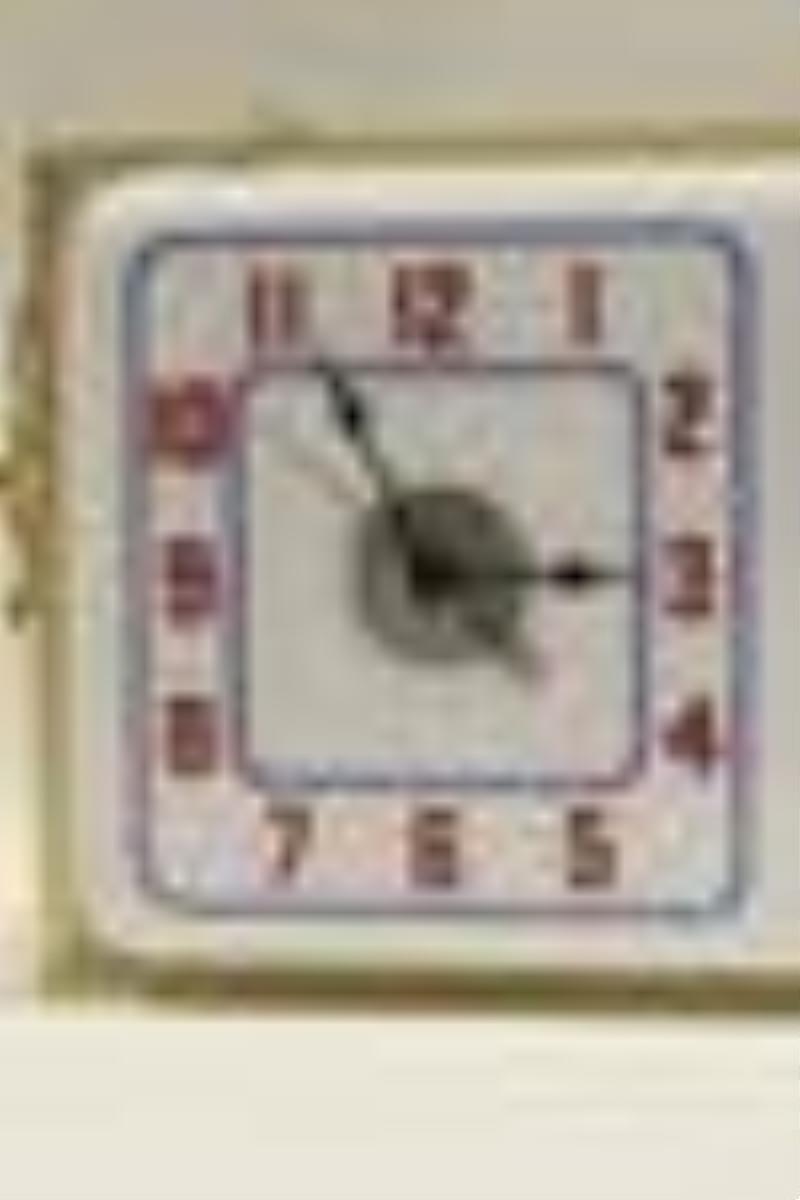 Vintage Hershey’s Ice Cream Lighted Adv Clock