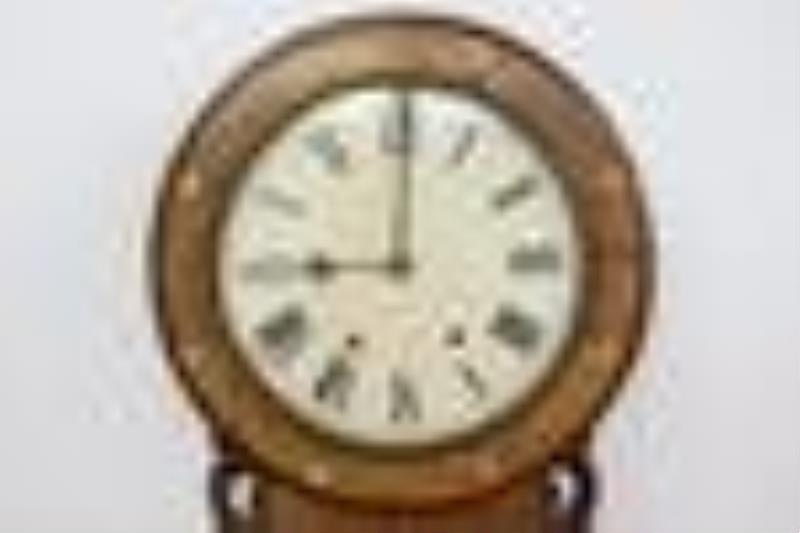 Fine American wall clock with English mechanism