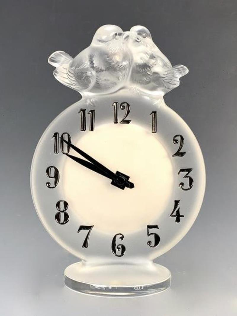 Lalique ”Antoinette” Crystal Clock