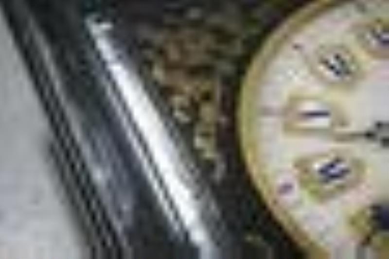 Early key-wind wall clock